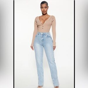 Fashion Nova Chase the Dream Slit Straight Leg Jeans Light Wash NEW Size 13